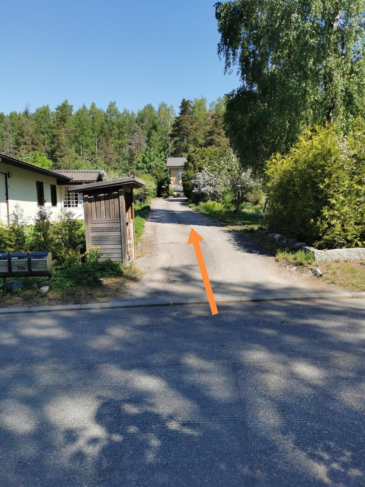 Rivitalo Luontopolkujen Vieressae Helsinki Exterior foto